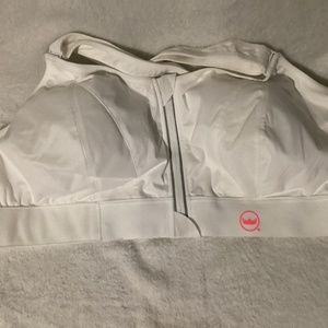 SheFit Flex sports bra white size 5Luxe